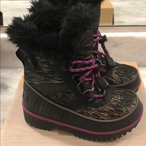 Sorel Children’s Tivoli II Snow boot Size 8